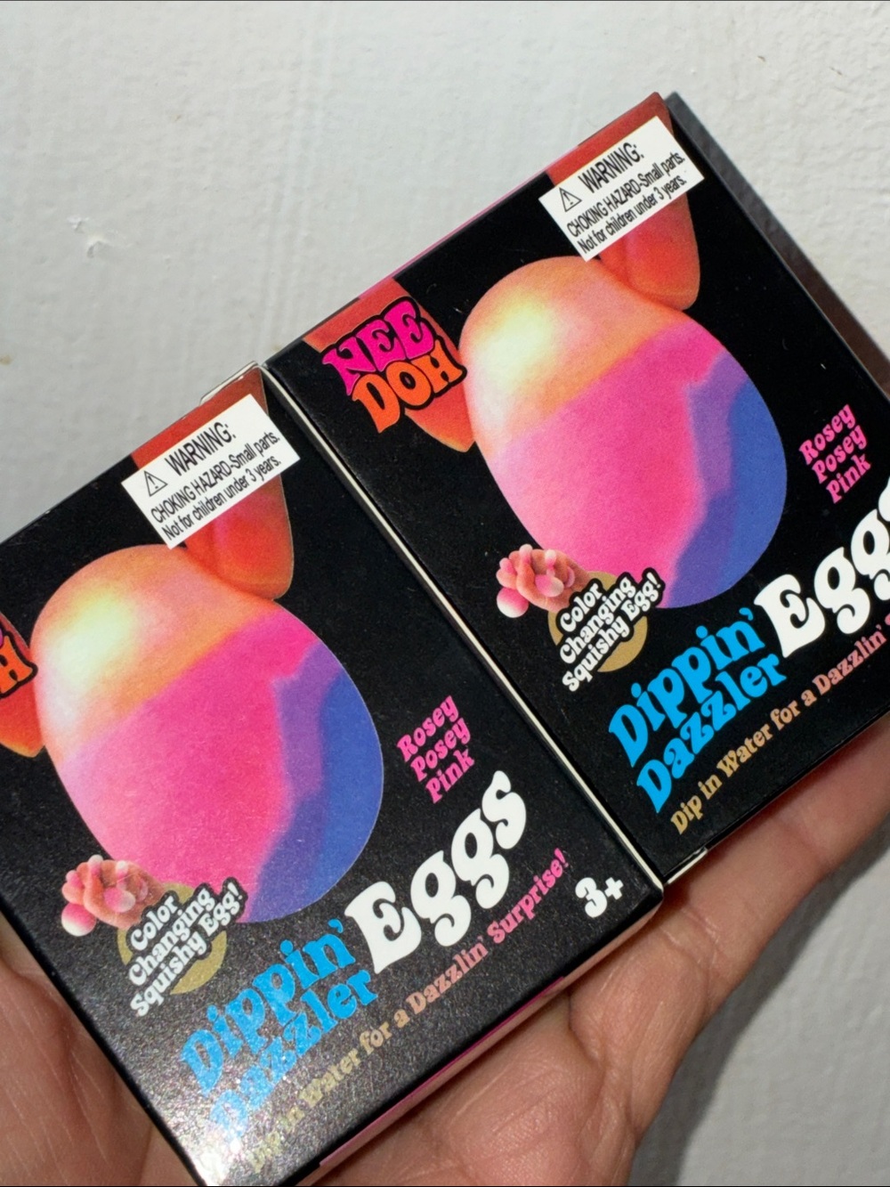 NeeDoh Dippin Dazzler Color Changing eggs